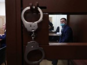 Суд арестовал губернатора Фургала по делу об убийствах