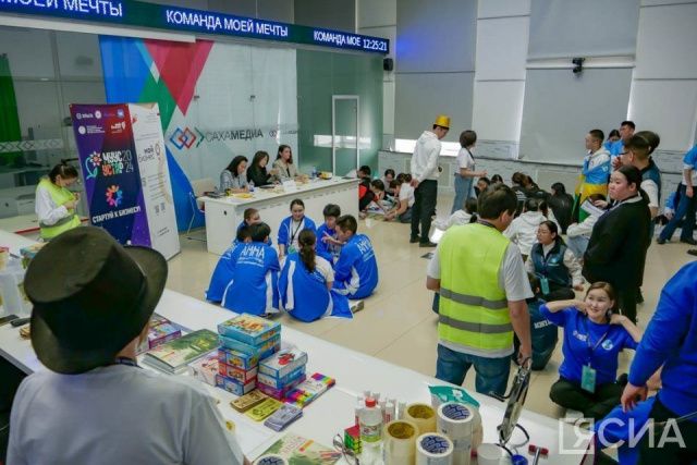 Представители Нюрбинского района победили в деловой игре «Команда моей мечты»