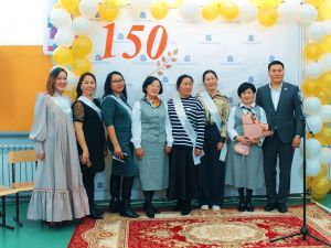 Первая школа Хангаласского района Якутии отметила 150-летний юбилей