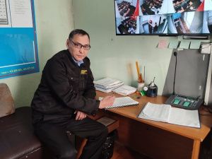 Ветеран СВО в Якутии трудится охранником в школе 