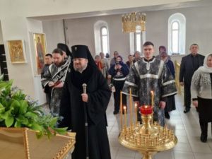 Первая Литургия Преждеосвященных Даров в истории Всехсвятского храма