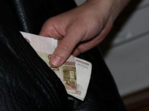 После романтического вечера якутянка осталась без 20 тысяч рублей