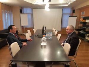 Глава Якутии встретился с гендиректором золотодобывающей компании «Полиметалл»