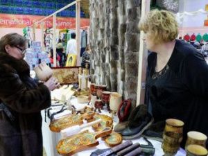 На новогодней ярмарке представили изделия, изготовленные осужденными