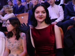 700 школьников со всей республики стали участниками Ёлки Главы Якутии Айсена Николаева