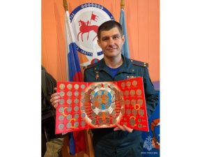 Более тысячи монет собрал за 20 лет сотрудник МЧС по Якутии Валентин Черноволиков