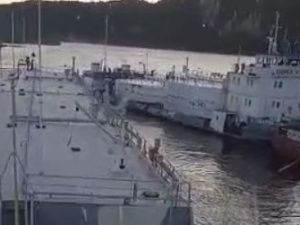 Один из столкнувшихся танкеров принадлежит якутской компании ЛОРП