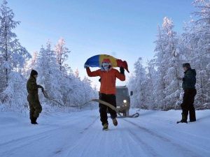Спортсмен-экстремал пробежал 50 км в Оймяконе при температуре -60°C