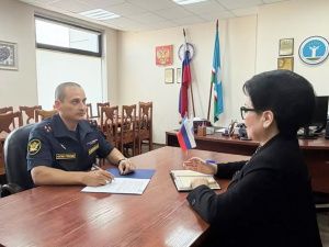 Начальник УФСИН России по Республике Саха (Якутия) Сергей Калиновский встретился с Уполномоченным по правам человека в Республике Саха (Якутия) Сарданой Гурьевой