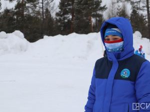 В Нерюнгри при сильном ветре и снегопаде прошли соревнования по метанию аркана
