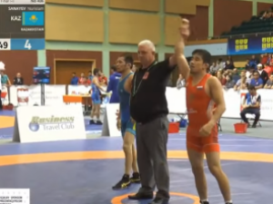 Арыйаан Тютрин стал победителем международного турнира по вольной борьбе в Польше