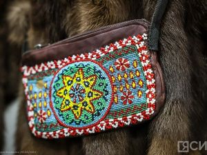 Фоторепортаж: одежда и украшения народов Севера на выставке «Мир Арктики»