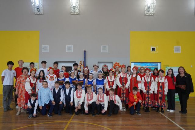 В СОШ №13 г. Якутска прошел праздник «Посиделки на Покров»