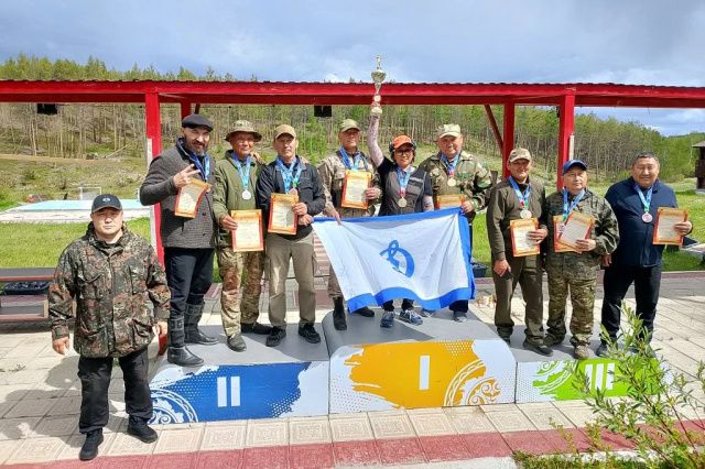 Команда ветеранов УФСИН стала серебряным призером чемпионата Динамо по компакт-спортингу