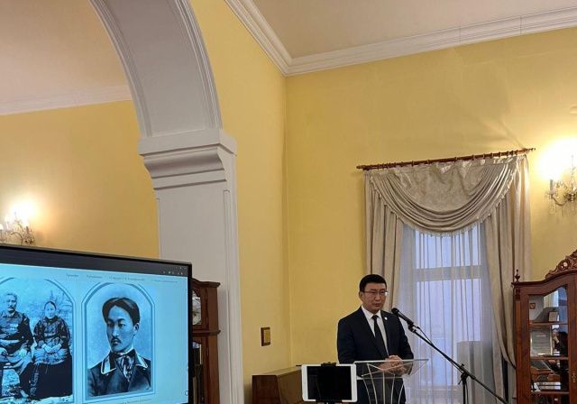 В Якутии переиздали фундаментальные труды известных этнографов  Гавриила Ксенофонтова и Сэһэн Боло