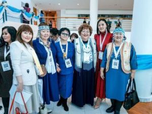 В Якутии наградили многодетных матерей