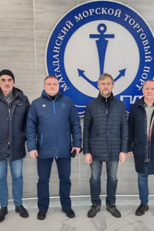 Делегация из Якутии обсудила в Магадане подход железной дороги к портам