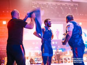 Международный турнир памяти Дмитрия Коркина собрал сильнейших борцов мира