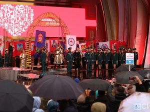 Песню про героический танковый экипаж «Алёша» исполнили на главной сцене выставки «Россия» в Москве