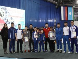 Международный турнир по вольной борьбе на призы Акционерной компании «Железные дороги Якутии» выявил сильнейших юных борцов