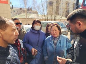 Евгений Григорьев провел оперативное совещание на месте пожара по пр. Ленина, 25