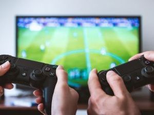 Житель Якутска обвиняется в мошенничестве при покупке игровых приставок и компьютеров