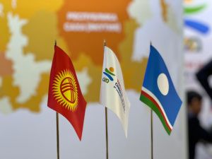 Якутия и Кыргызстан подписали соглашение о подготовке волонтеров на Игры "Дети Азии"   