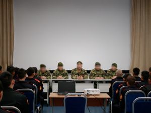 Сотрудники отдела специального назначения УФСИН «Белый медведь» провели урок мужества