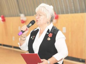 С ЛЕНИНЫМ — ЗА СЧАСТЬЕ РАБОЧИХ  