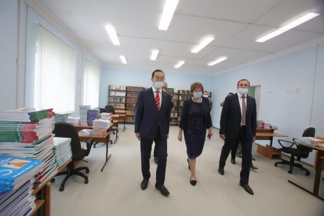 В посёлке Алмазный Мирнинского района открылась новая школа