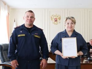 Ветерану уголовно-исполнительной системы Якутии вручили государственный жилищный сертификат 