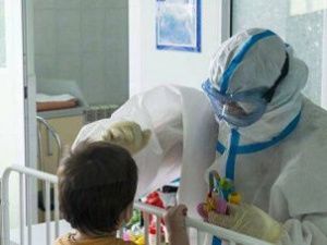 Глава Якутии подписал указ о медицинском наблюдении за детьми, приезжающими в районы