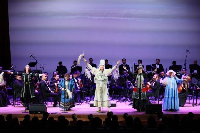 Якутские артисты увековечили память Михаила Николаева в Южной Корее