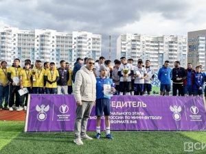 В Якутске завершился чемпионат Якутии по мини-футболу среди мужских команд