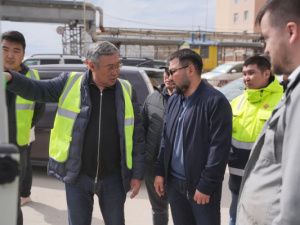 Евгений Григорьев провел выездное совещание по объектам капитального ремонта дорог и дворовых территорий
