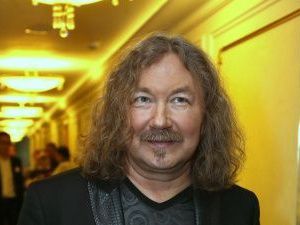 Игорю Николаеву провели операцию на сердце