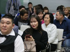 ВОТ ВАМ - И ГОД КОНСОЛИДАЦИИ... (Грустные мысли в преддверии Дня российской печати)