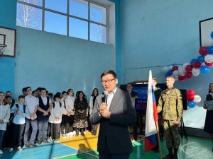 В школе № 30 Якутска отметили 10-летие воссоединения Крыма с Россией