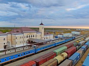 Снижается стоимость трансфера пассажиров поезда