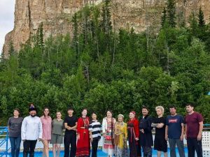 «Голос Дружбы» звучит на теплоходе «Михаил Светлов»: великая Лена объединила таланты