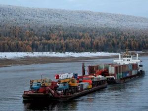 Глава Якутии просит увеличить казначейские кредиты на северный завоз