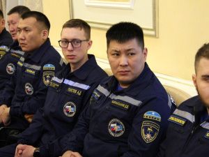 В День спасателя наградили сотрудников Службы спасения Якутии