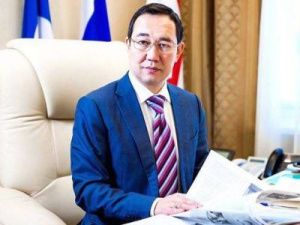 Айсен Николаев поздравляет с Днем российской печати