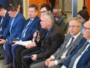 Политику Президента по развитию Дальнего Востока обсудили на выставке «Россия»