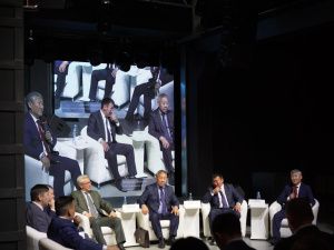 Проект указа о развитии местного производства обсудили на «круглом столе» в Якутии