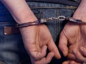 Житель Якутска пытался ограбить 12-летнюю школьницу