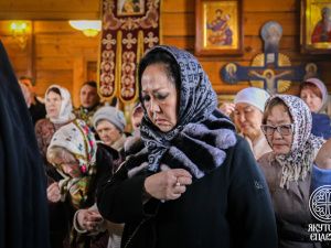 В Лазареву субботу Архиепископ Роман совершил Литургию в Спасском монастыре