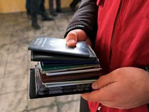 Жительница Нерюнгри фиктивно поставила на учет 13 граждан Армении