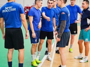 Сотрудники МЧС из Мирного взяли «бронзу» в играх силовиков