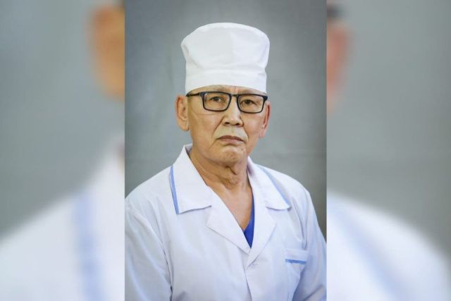 Путин наградил якутского врача